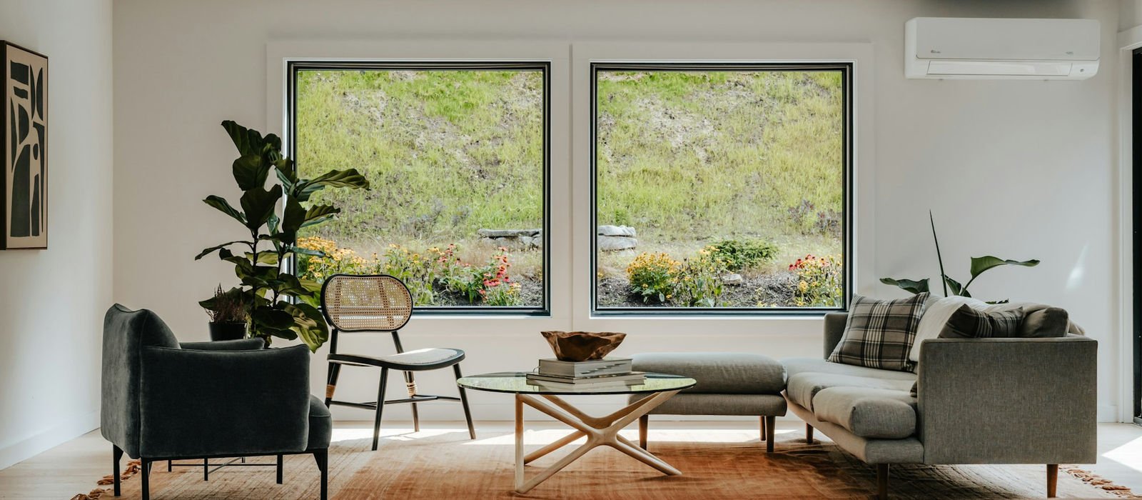 A bright, calm sitting room